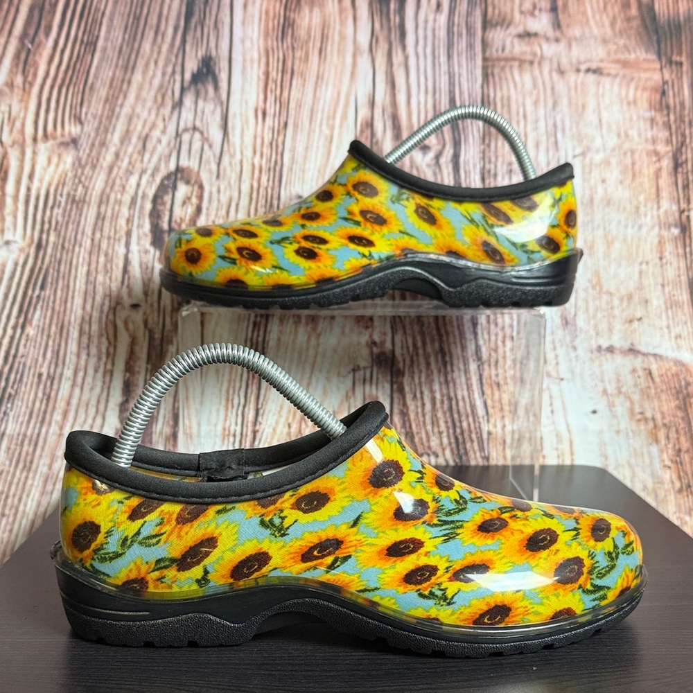 GroundWork Sunflower Print Garden Clogs Womens Sz 10M